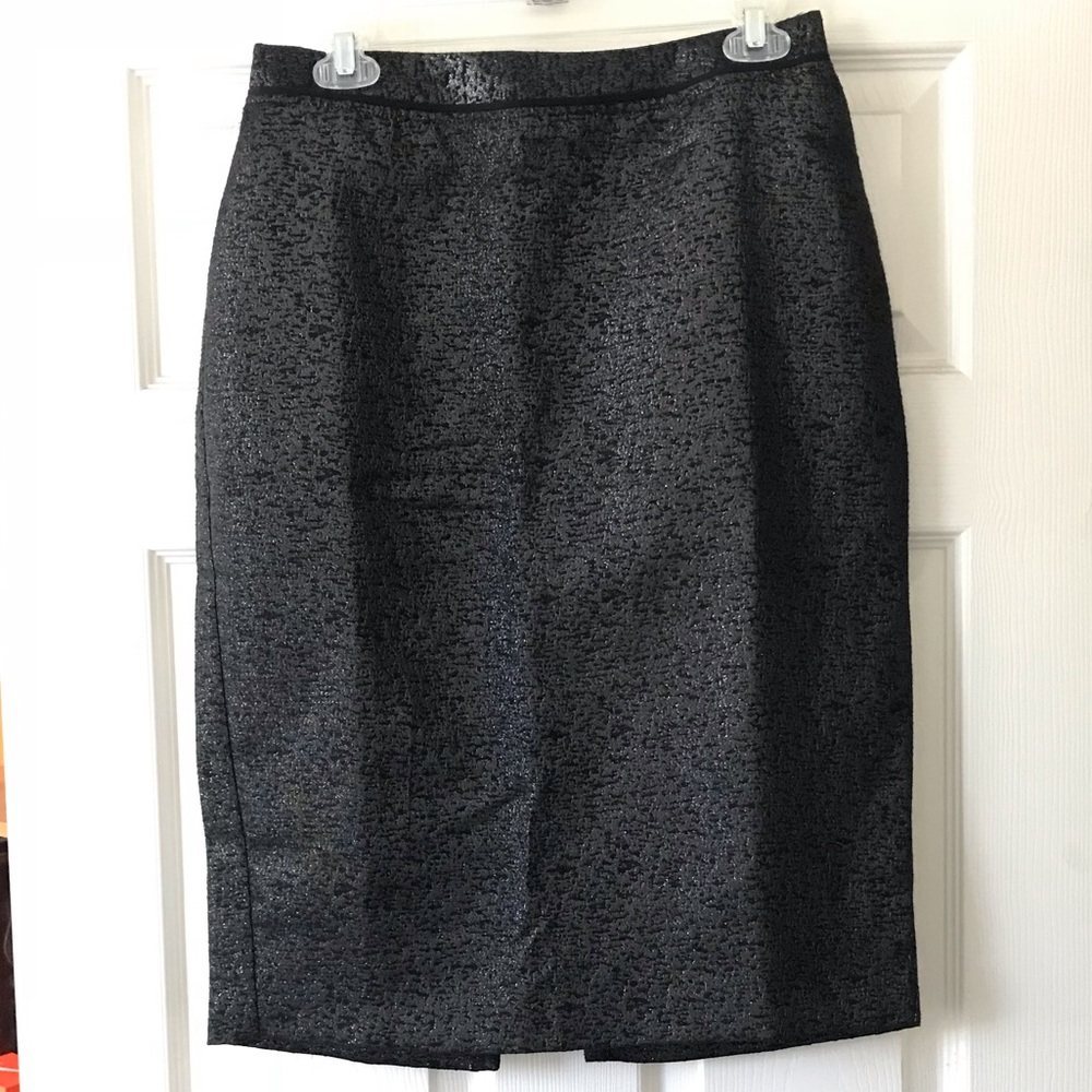 🔥2 x $25🔥Who What Wear Black/silver pencil skirt
